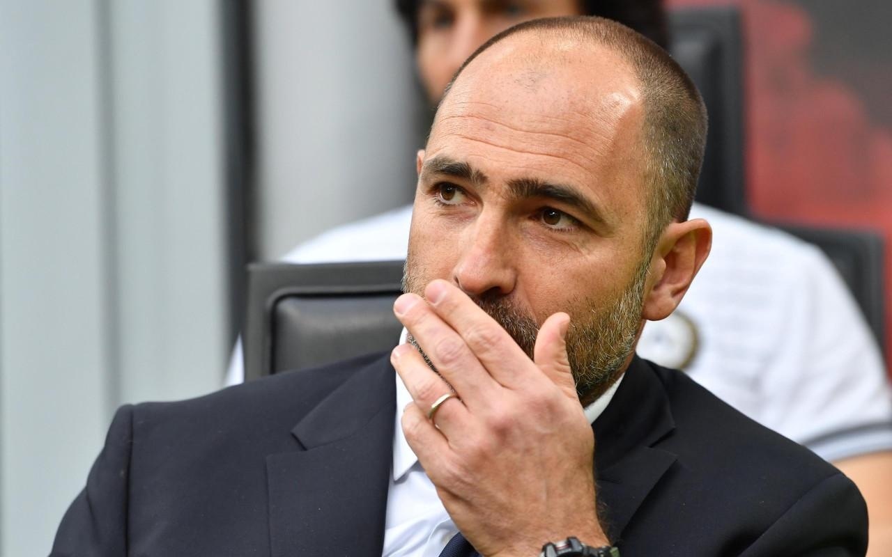 但他们的笑 但他们的笑