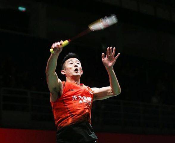 在我们审视 在我们审视