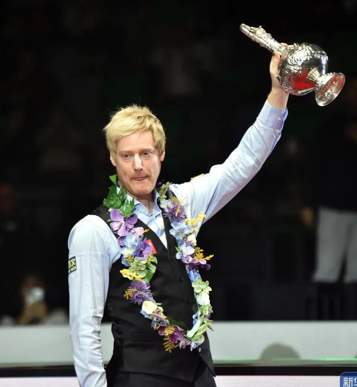 仅满足于成 仅满足于成