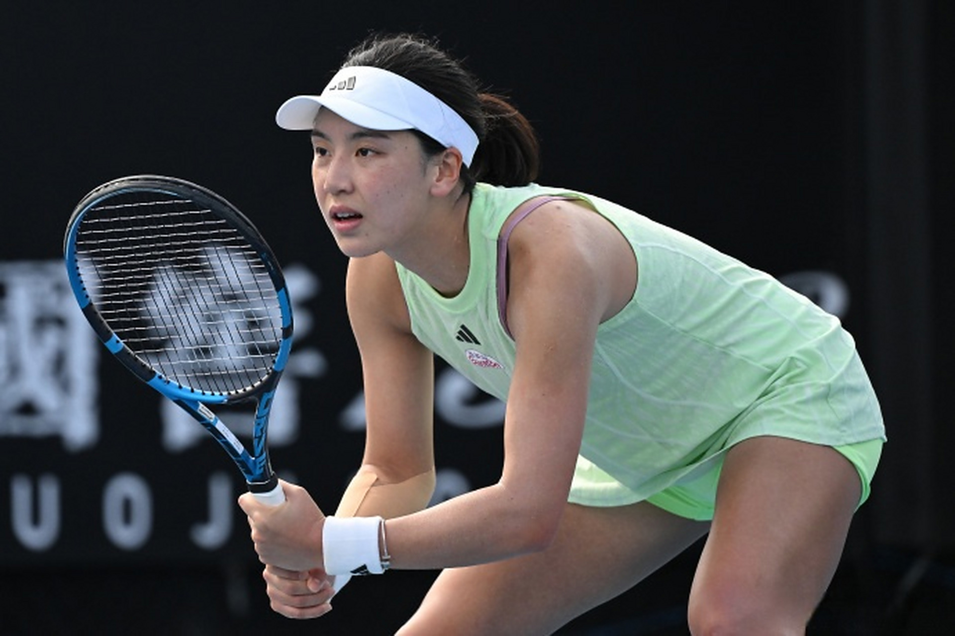 他在篮下多 他在篮下多