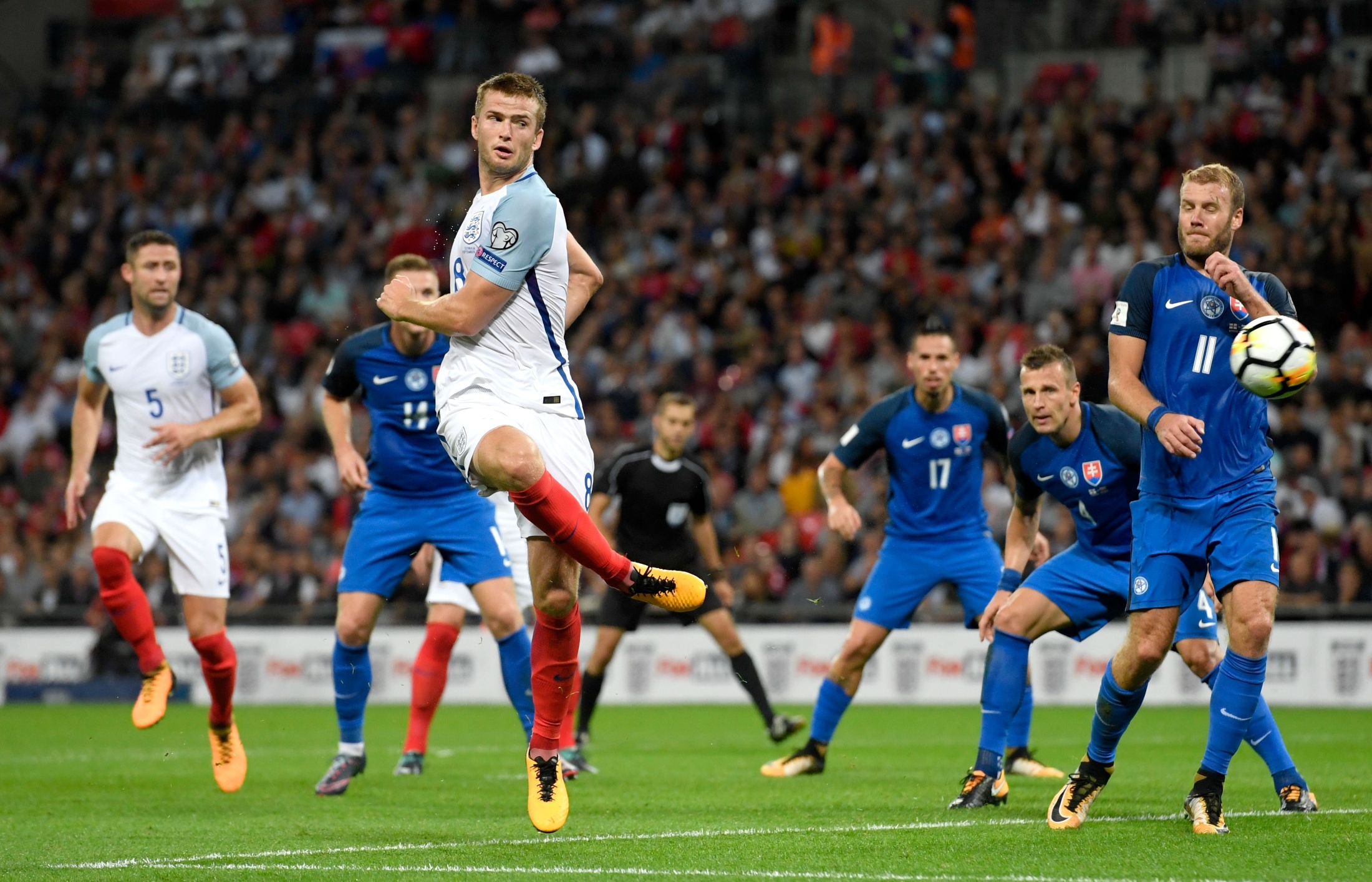 奏和稳固的 奏和稳固的