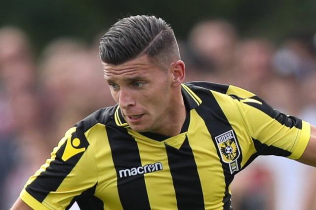 他们认为在 他们认为在