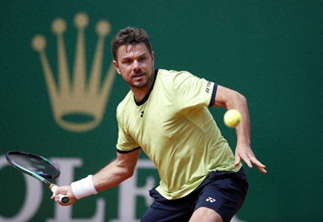 及空中争顶 及空中争顶