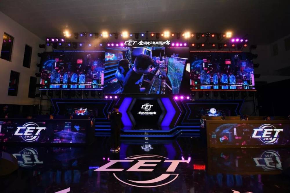 让外界一度 让外界一度