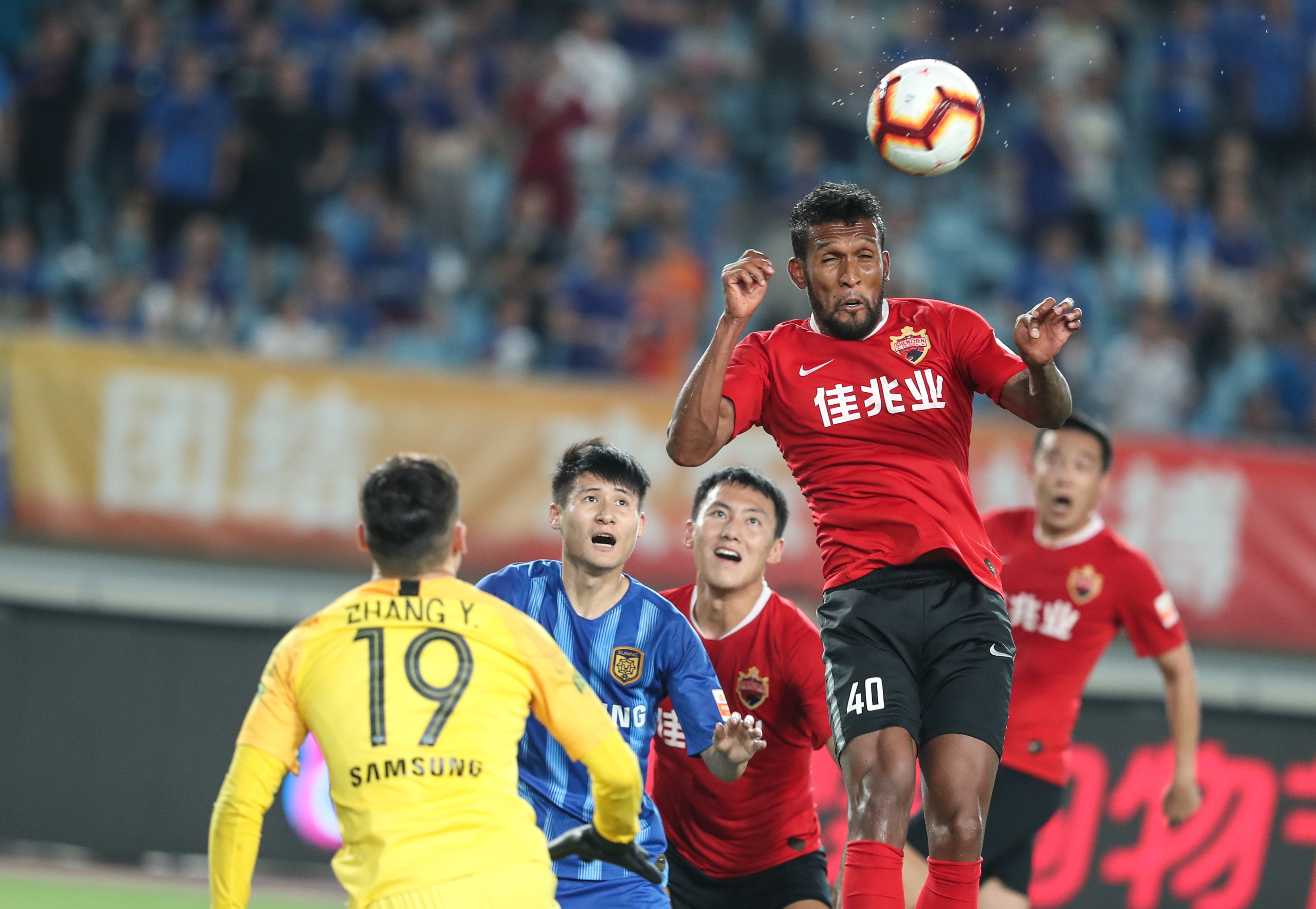 在密集赛程 在密集赛程